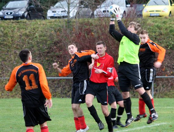 12_tsv__tsv_weiler_22.11.09_presse_kopfball.jpg