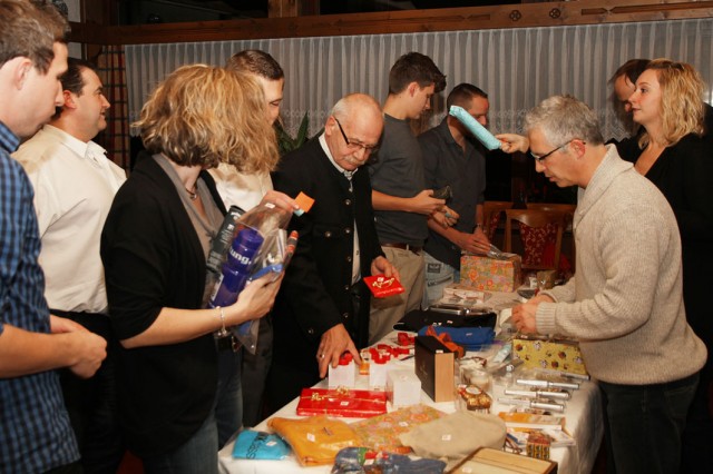 Beste Stimmung bei der Tombola.