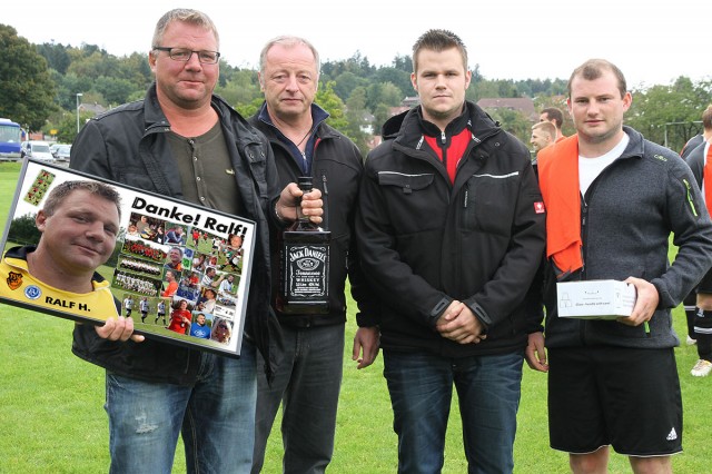 sg1__fv_wildbad_2014-08-31_haug-geschenkueberreichung_web