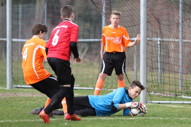 tsv_c1__sg_straubenhardt_2015-04-11_uli-junior